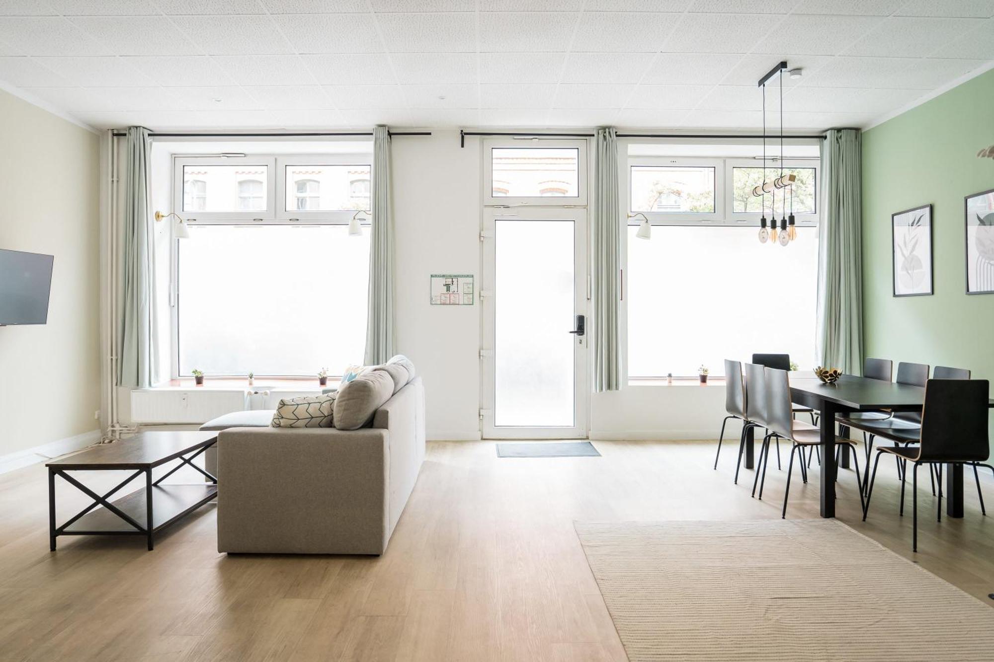 Spacious Family Apartment With 2 Bedrooms Berlim Exterior foto